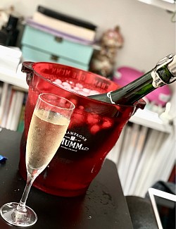 泡は欠かせません🥂！